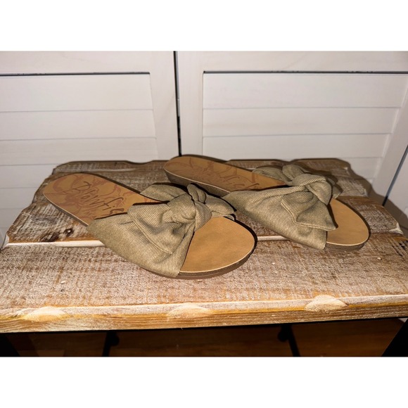 Blowfish Malibu Women's Sandals Slides with Bow Accent Neutral Comfy Size 8 - Picture 1 of 10